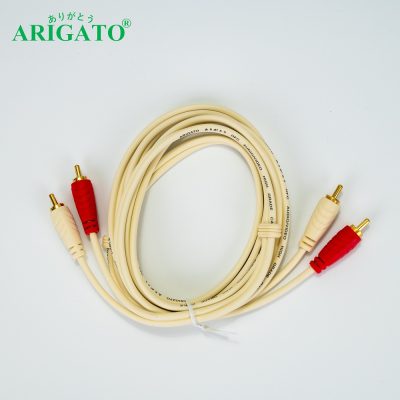 Dây Loa Trắng 1-2 Arigato 1.8m